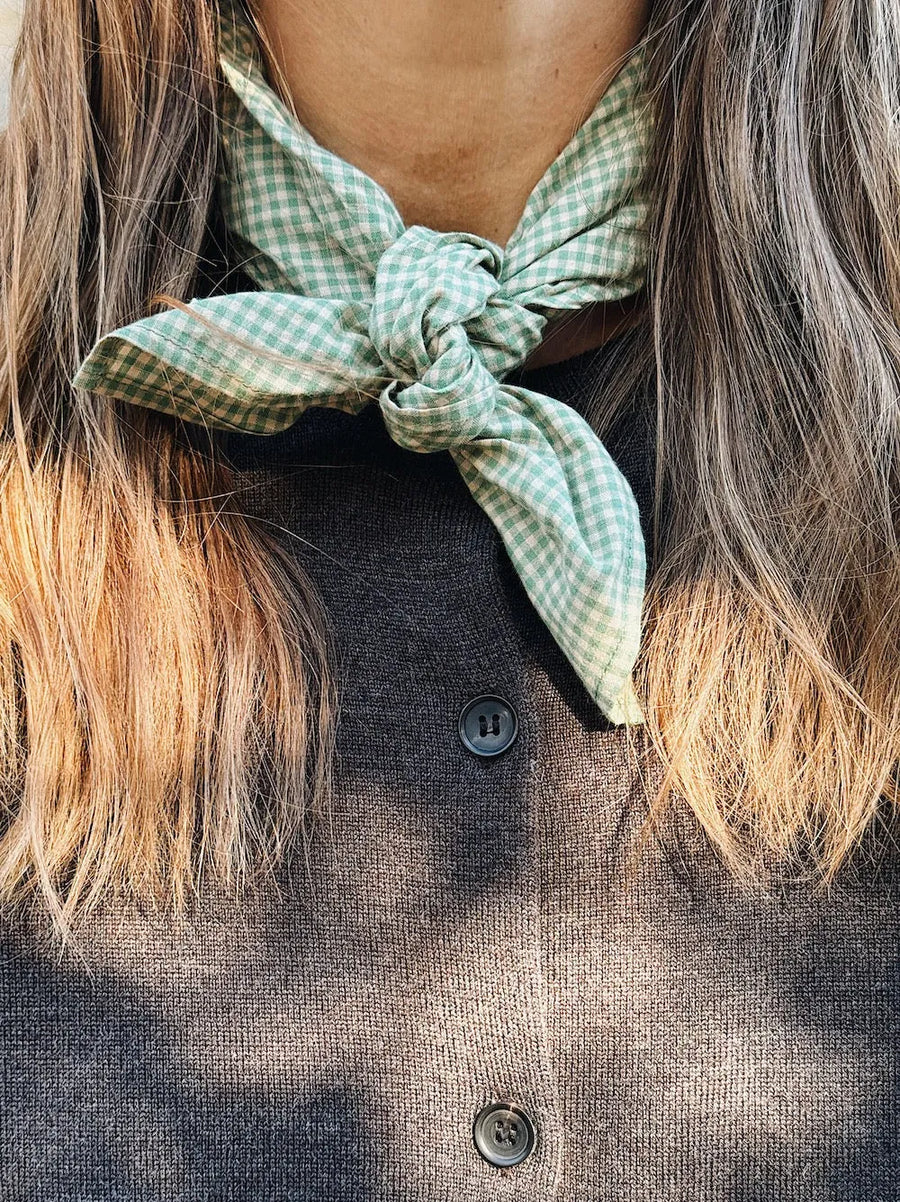 Vera scarf green check