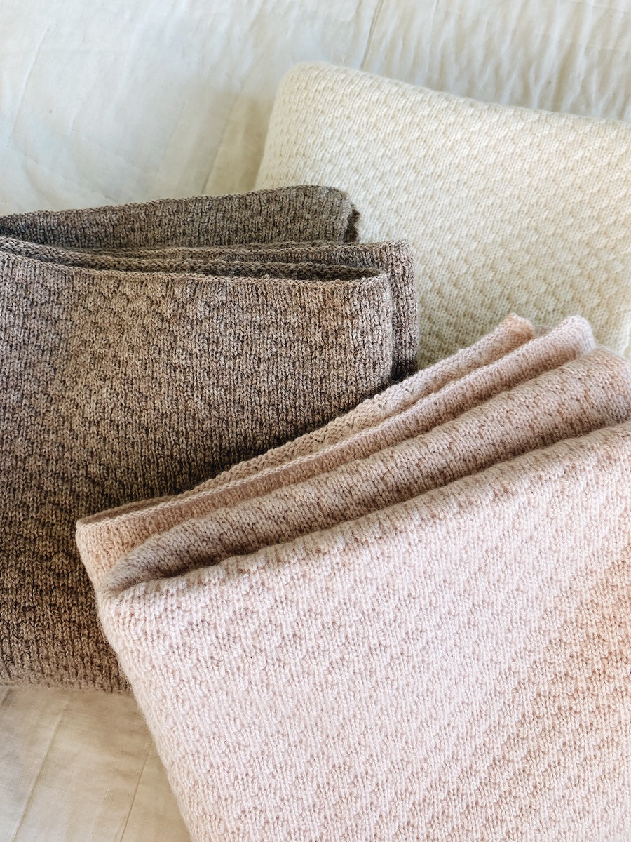 Aura cashmere blanket toast