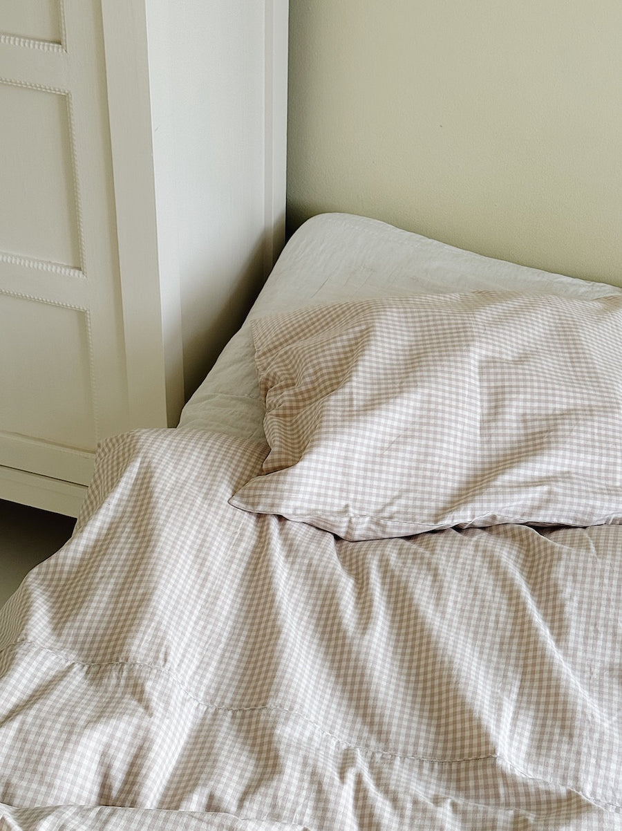 Classic bedding (full size) - beige gingham