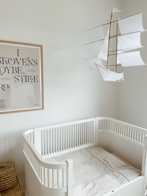 Classic baby bedding - beige gingham